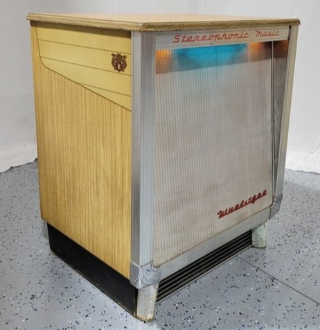 Wurlitzer Stereophonic Music Speaker Cabinet Model 5120 (1 of 5)