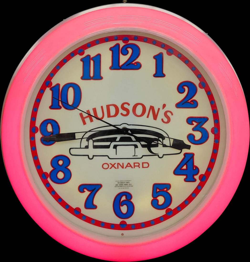 Hudson's Oxnard Light Up Neon Clock (1 of 3)