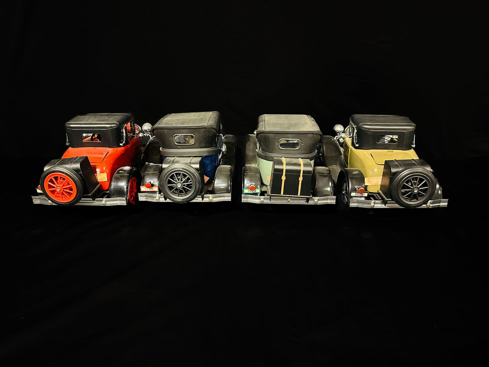 4 Jim beam 1928 1929 police fire chief model A decanter (1 of 3)