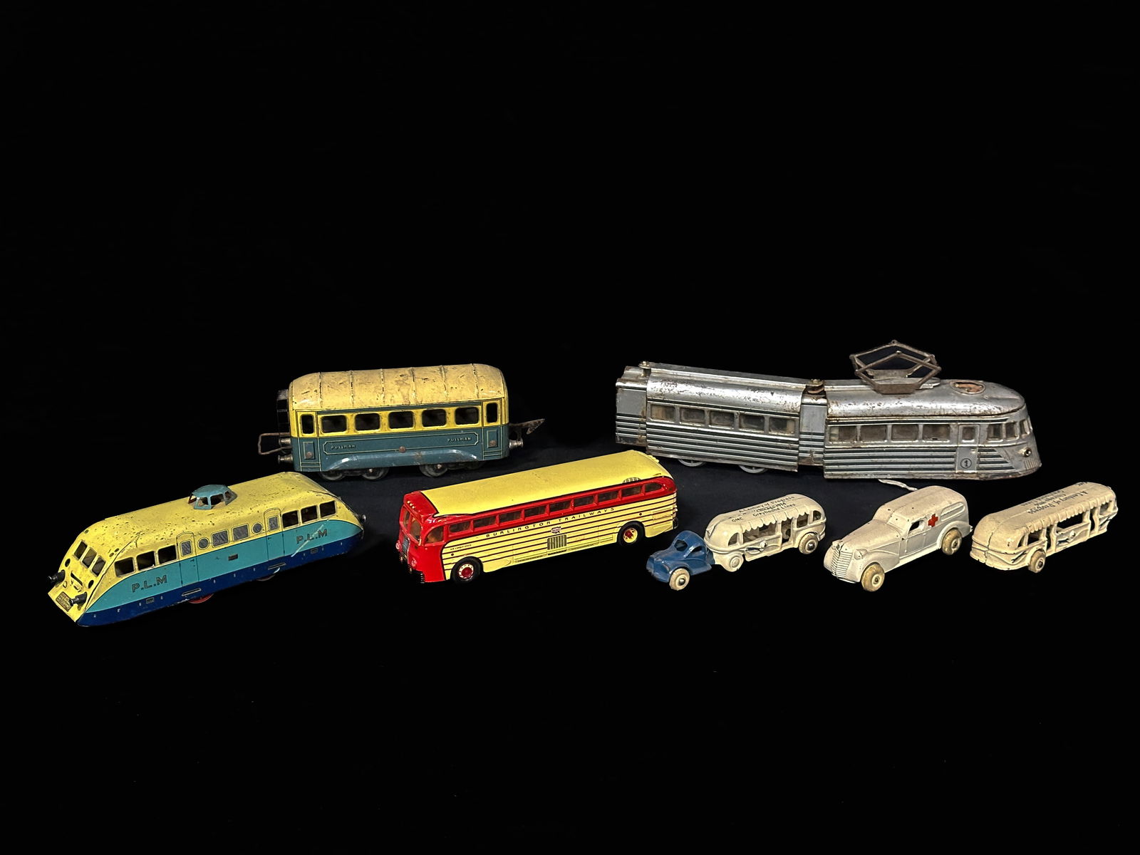 Greyhound century of progress Pullman Burlington Trailways Meccano rail train toys French train (1 of 2)