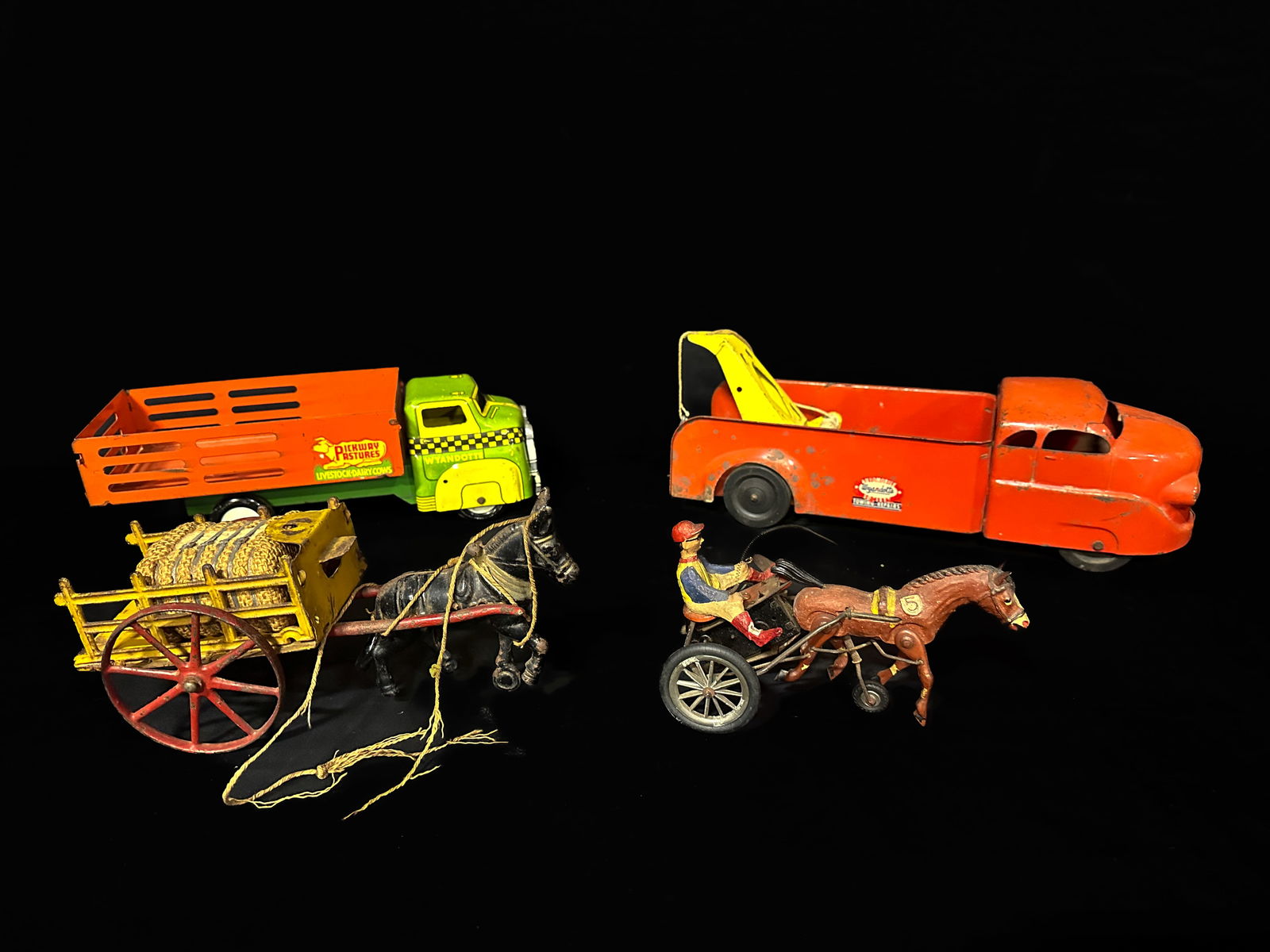 Wyandotte tin litho trucks Hubley stake wagon horse racer (1 of 2)