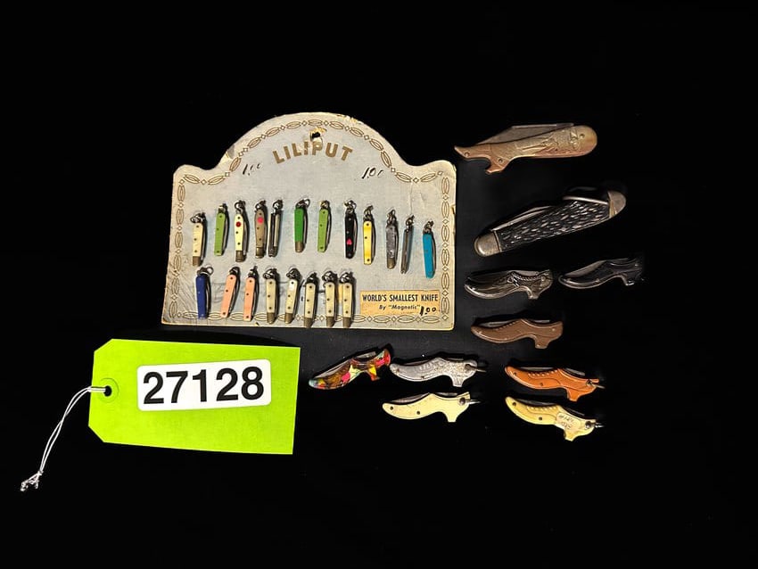 Liliput knife set shoe knives Kinney shoes Drink Nehi Boot knife (1 of 2)