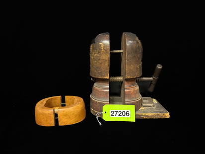 John Smith London Ward Mechanical hat stretcher and wooden hat stretcher: 2 hat stretchers. PLEASE NOTE, THERE IS ONLY ONE WAY TO PAY FOR ONLINE ITEMS IN THIS AUCTION WHICH IS THROUGH LIVE AUCTIONEERS. THIS IS THE MOST SECURE METHOD OF PAYMENT. MAKE SURE YOUR LIVE AUCTIONEE