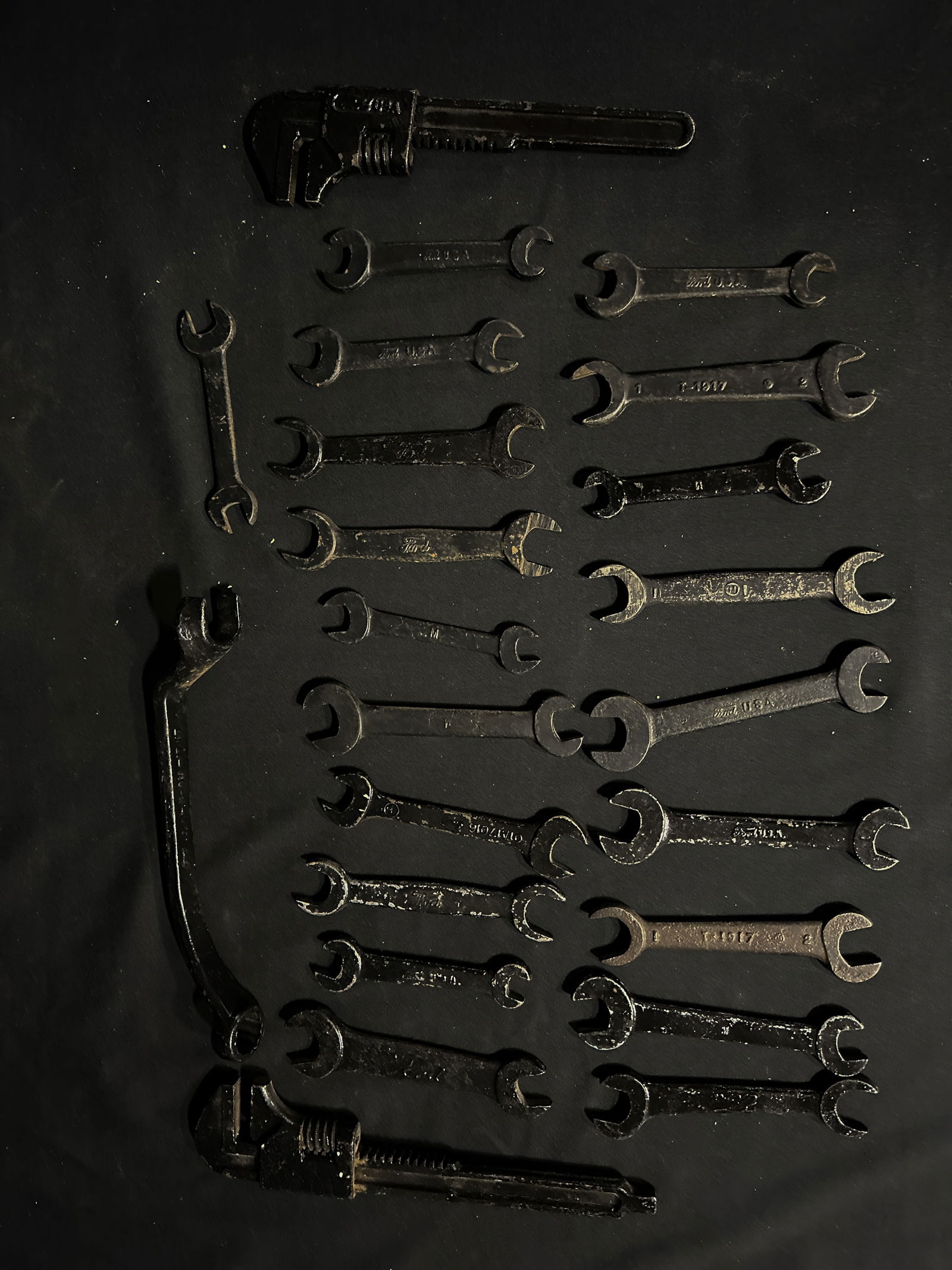 Large lot of Ford Model A Model T tools Wrench Wrenches pliers (1 of 2)
