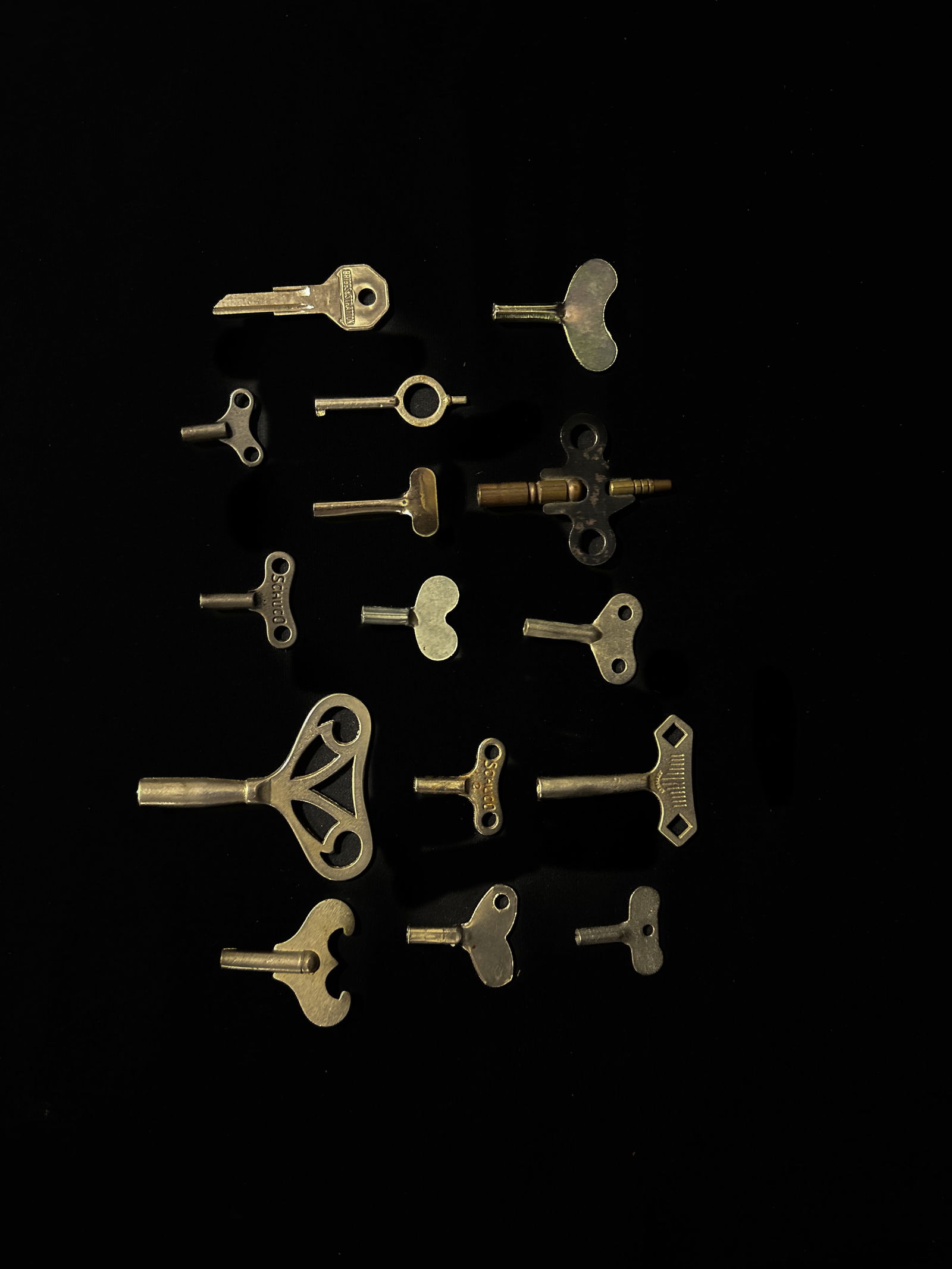 Lot of wind up toy keys Schuco (1 of 2)