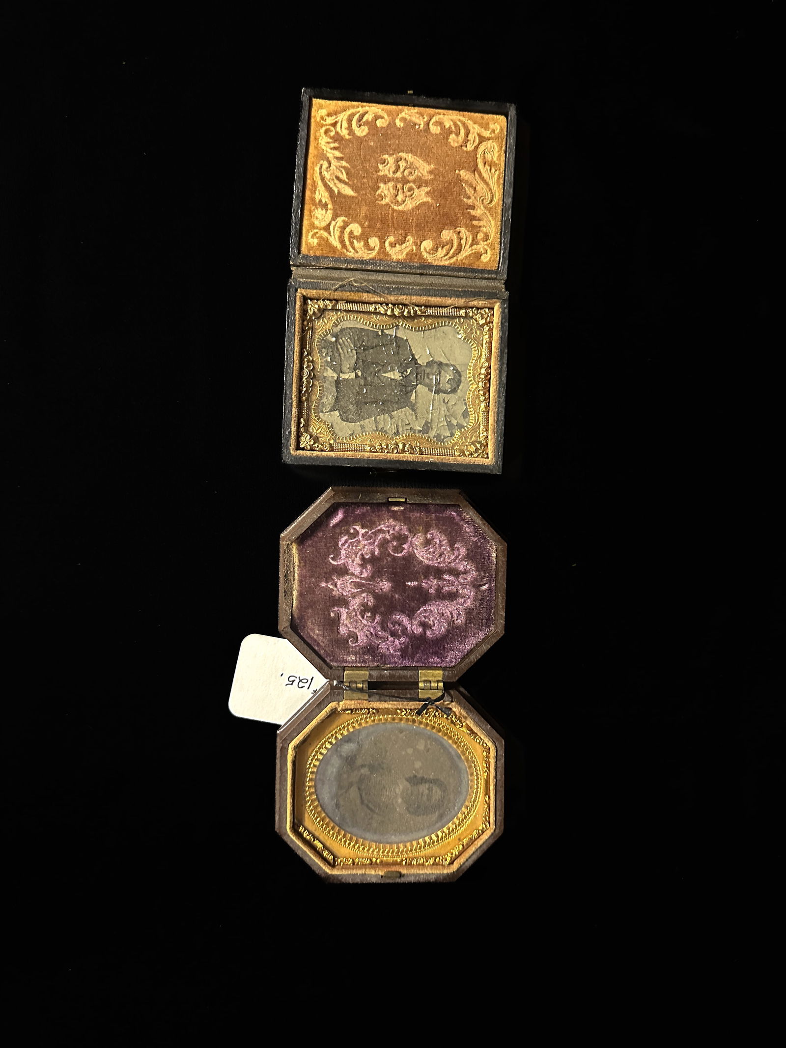 Photo 1851 Gutta Percha frame Daguerreotype union case Peck + Co (1 of 2)