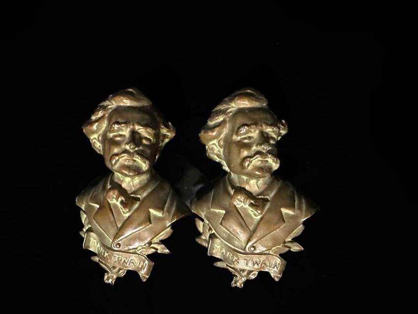 2 mark twain cast bust small statue (1 of 3)