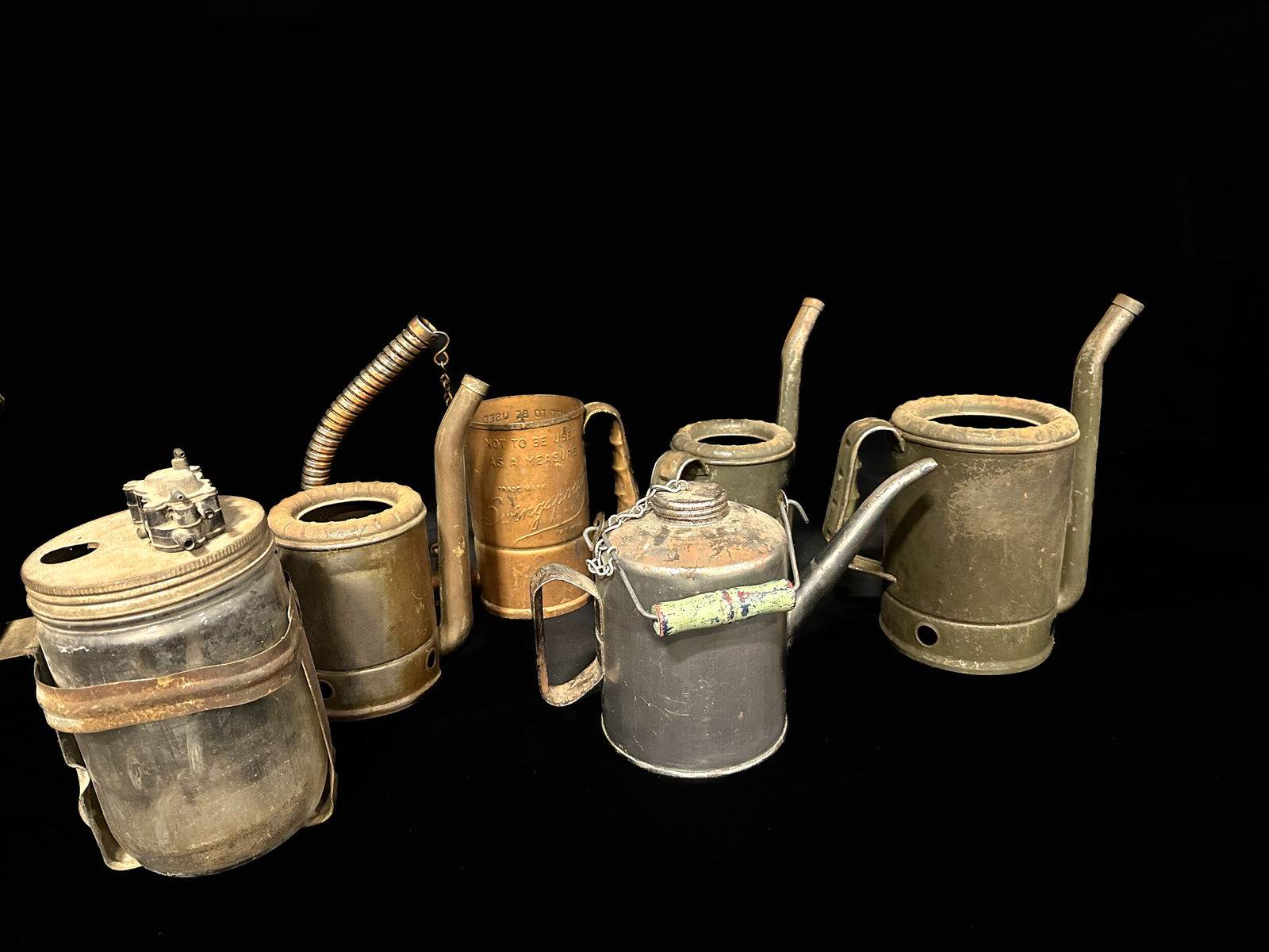 Swingspout gas station oil can filler (1 of 2)