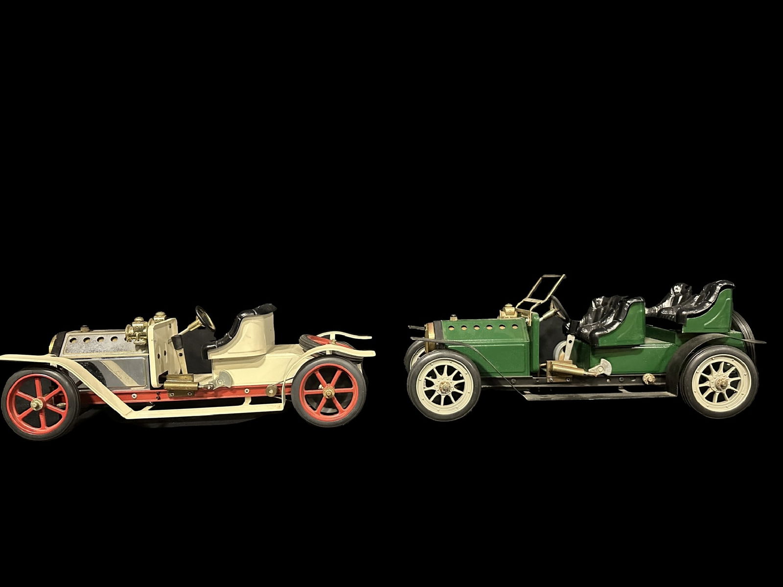 2 Mamod steam engine model cars (1 of 2)