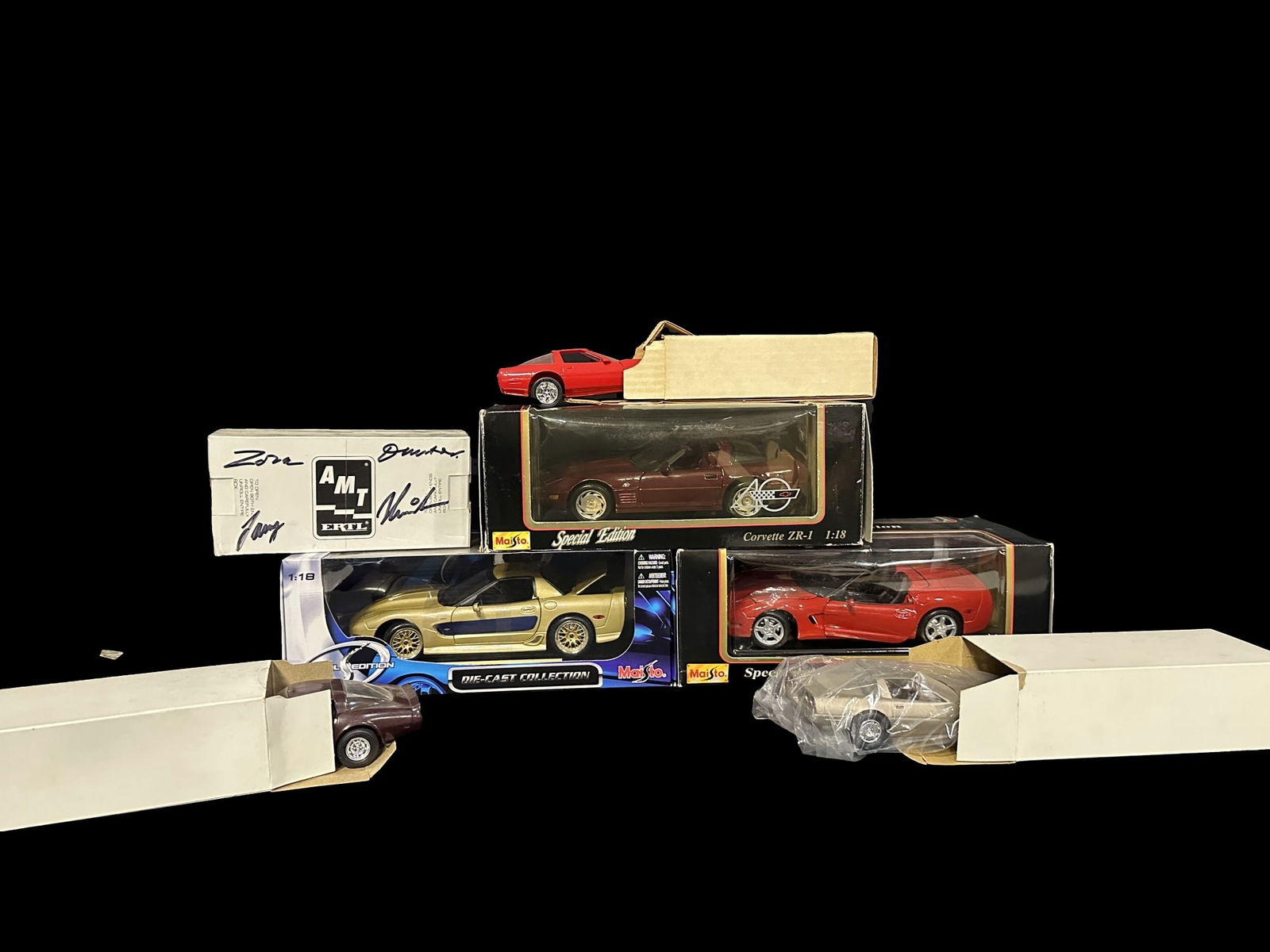 Maisto 2003 1998 1993 ZRI Chevrolet Corvette model car 82 84 90 53 model cars (1 of 2)