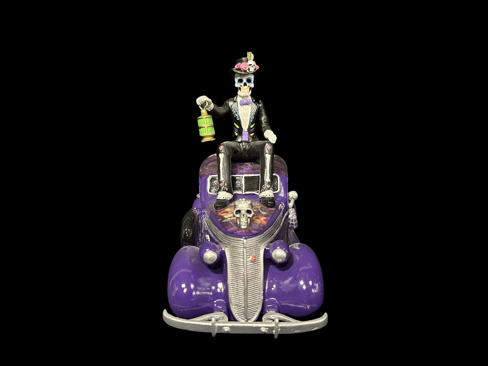 Hamilton Collection 2017 Sugar Skull hearse by Blake Jensen Day of the dead Halloween toy: #296 limited edition Hamilton collection 2017 Skull Hearse toy by Blake Jensen. PLEASE NOTE, THERE IS ONLY ONE WAY TO PAY FOR ONLINE ITEMS IN THIS AUCTION WHICH IS THROUGH LIVE AUCTIONEERS. THIS IS TH