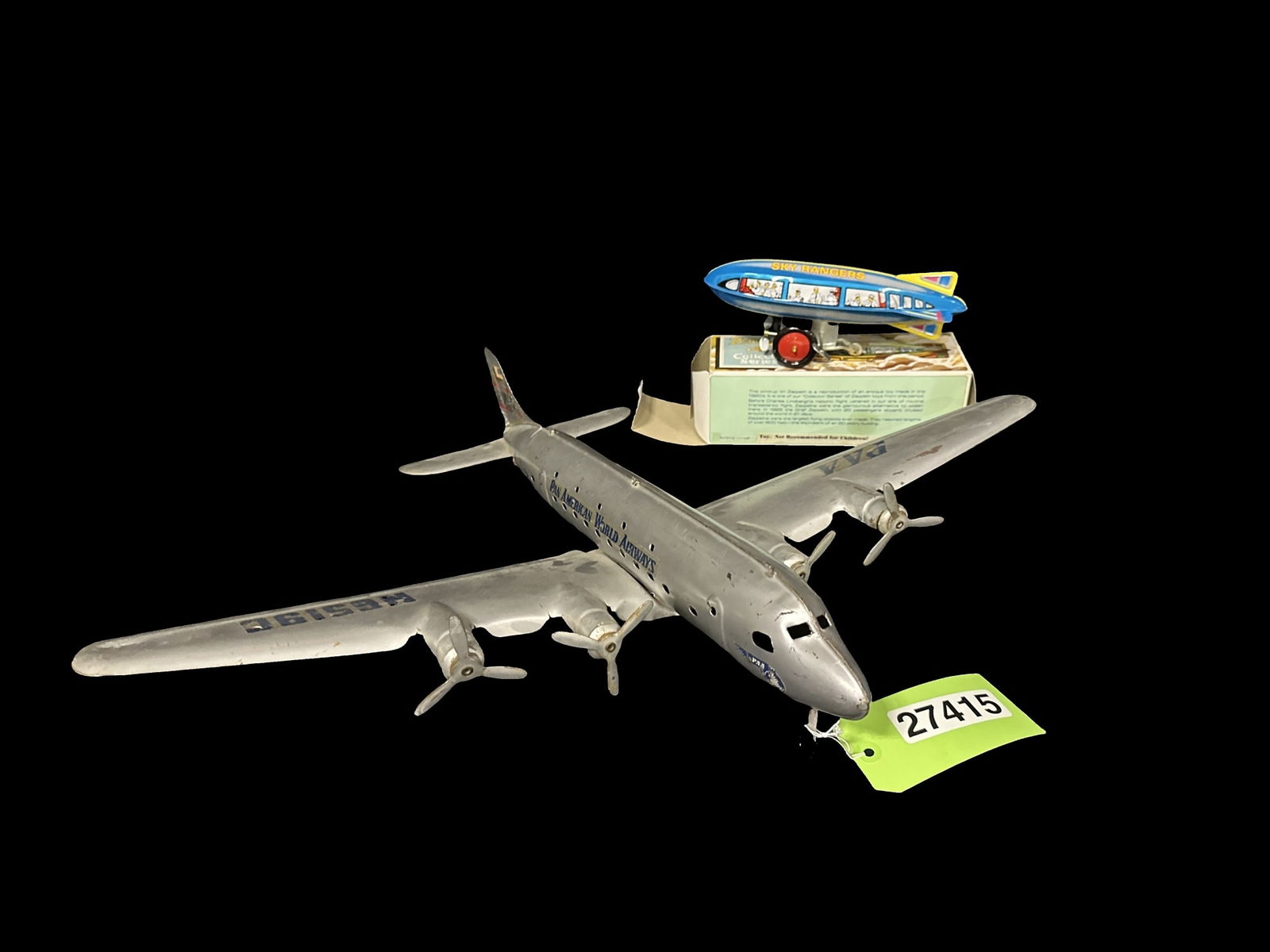 Pan am world airways N6519C toy plane Sky Rangers Zeppelin Wind up toy (1 of 3)