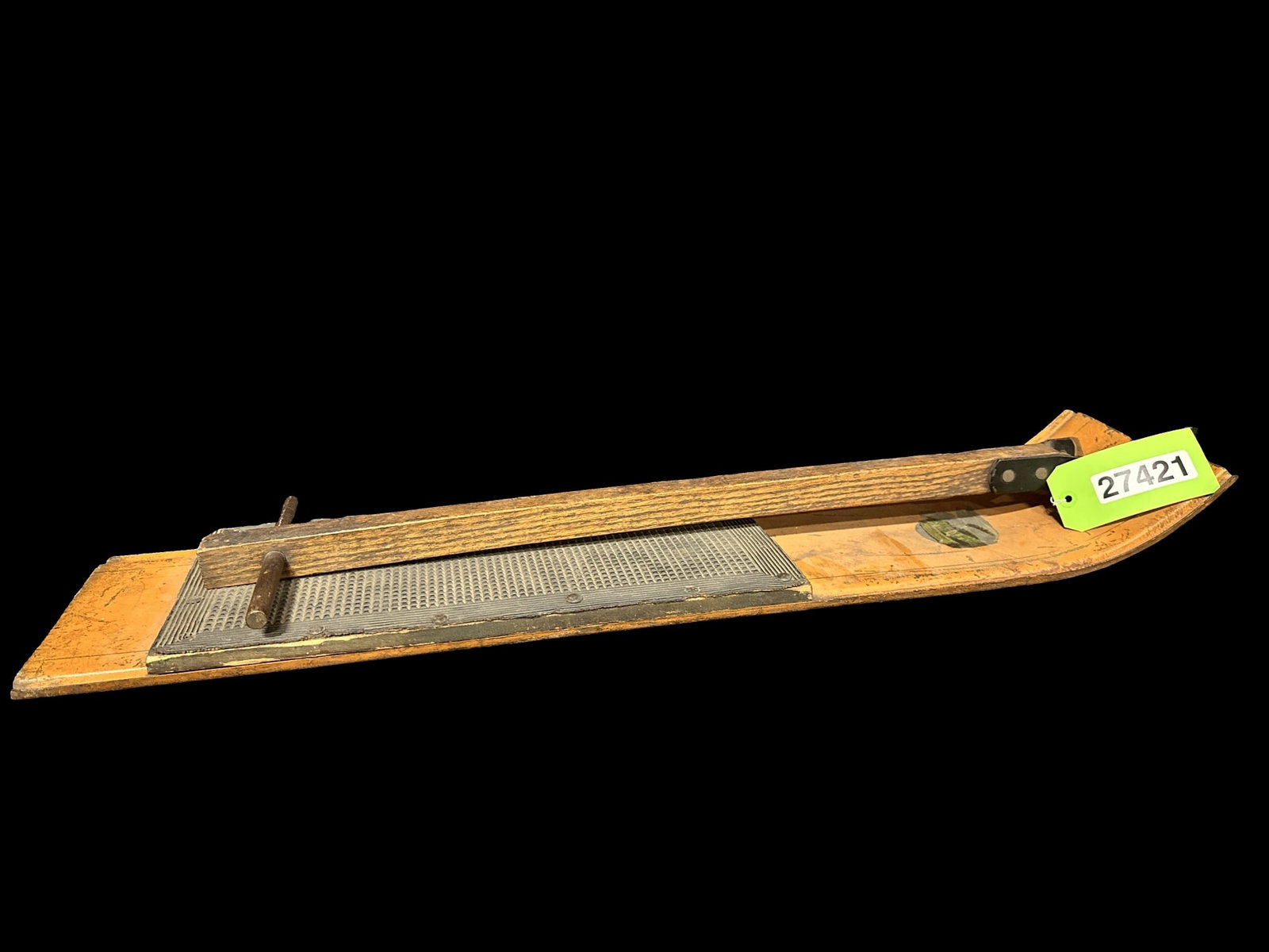 Cannon Ball Hunt Helm Ferris metal sled: Cannon Ball Hunt Helm Ferris metal sled. PLEASE NOTE, THERE IS ONLY ONE WAY TO PAY FOR ONLINE ITEMS IN THIS AUCTION WHICH IS THROUGH LIVE AUCTIONEERS. THIS IS THE MOST SECURE METHOD OF PAYMENT. MAKE S