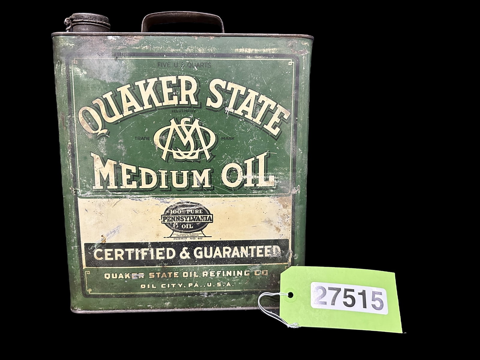 Quaker State medium oil can: Scratching throughout. Lots of shelf wear. PLEASE NOTE, THERE IS ONLY ONE WAY TO PAY FOR ONLINE ITEMS IN THIS AUCTION WHICH IS THROUGH LIVE AUCTIONEERS. THIS IS THE MOST SECURE METHOD OF PAYMENT. MAKE