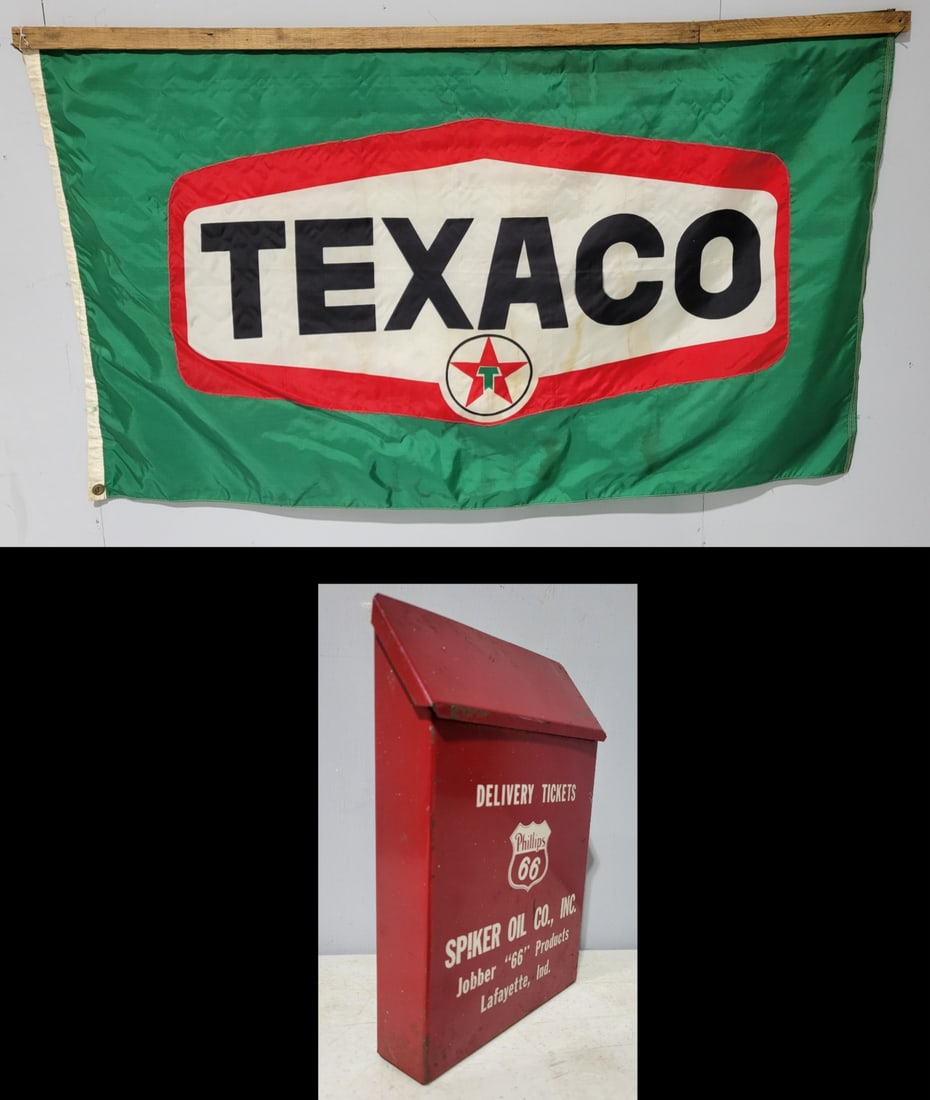 Phillips 66 Delivery Tickets Box and Texaco Flag (1 of 4)