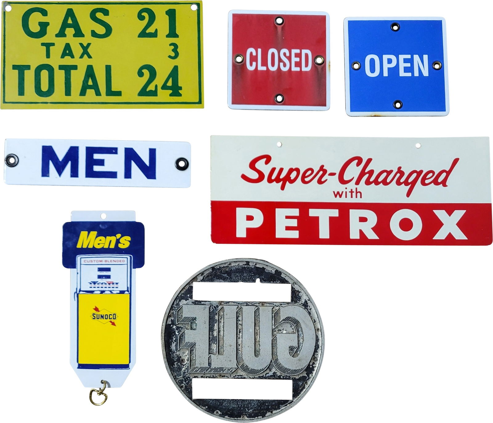 Group of 7 Petroliana Items Pump Signs Texaco Gulf Sunoco Key Men & More (1 of 2)
