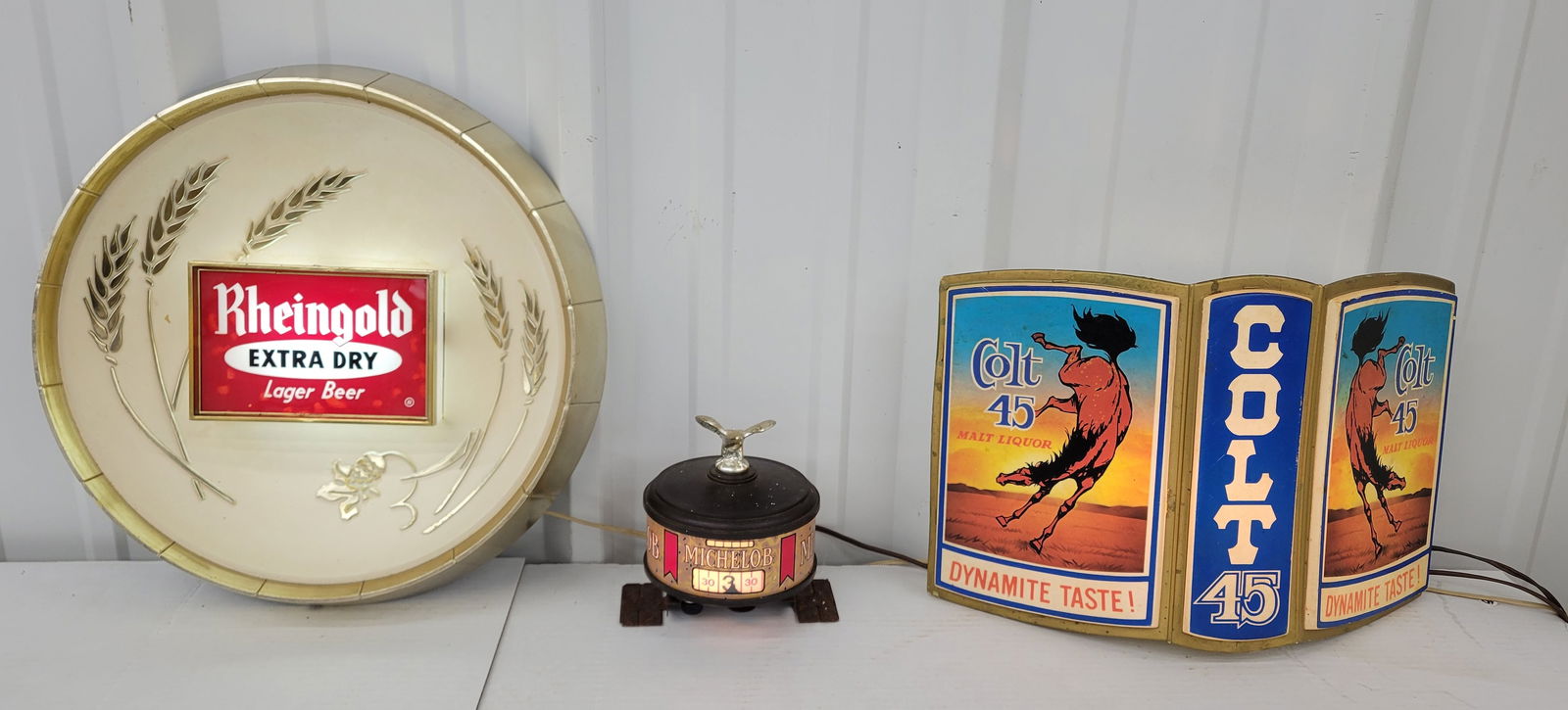 Colt 45, Michelob, and Rheingold Light Up Advertising Lot (1 of 7)