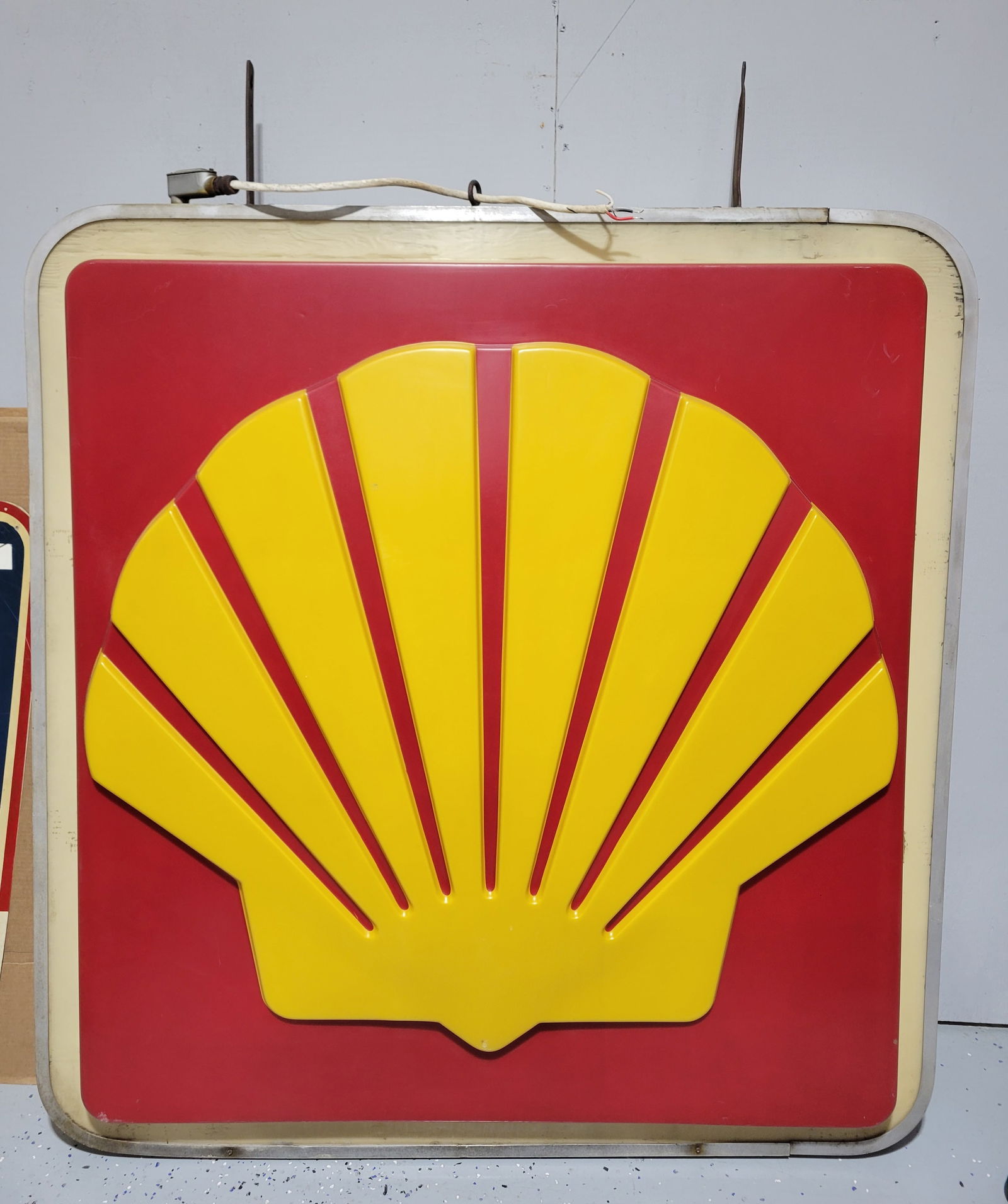 Shell double sided service station dealership sign (1 of 3)