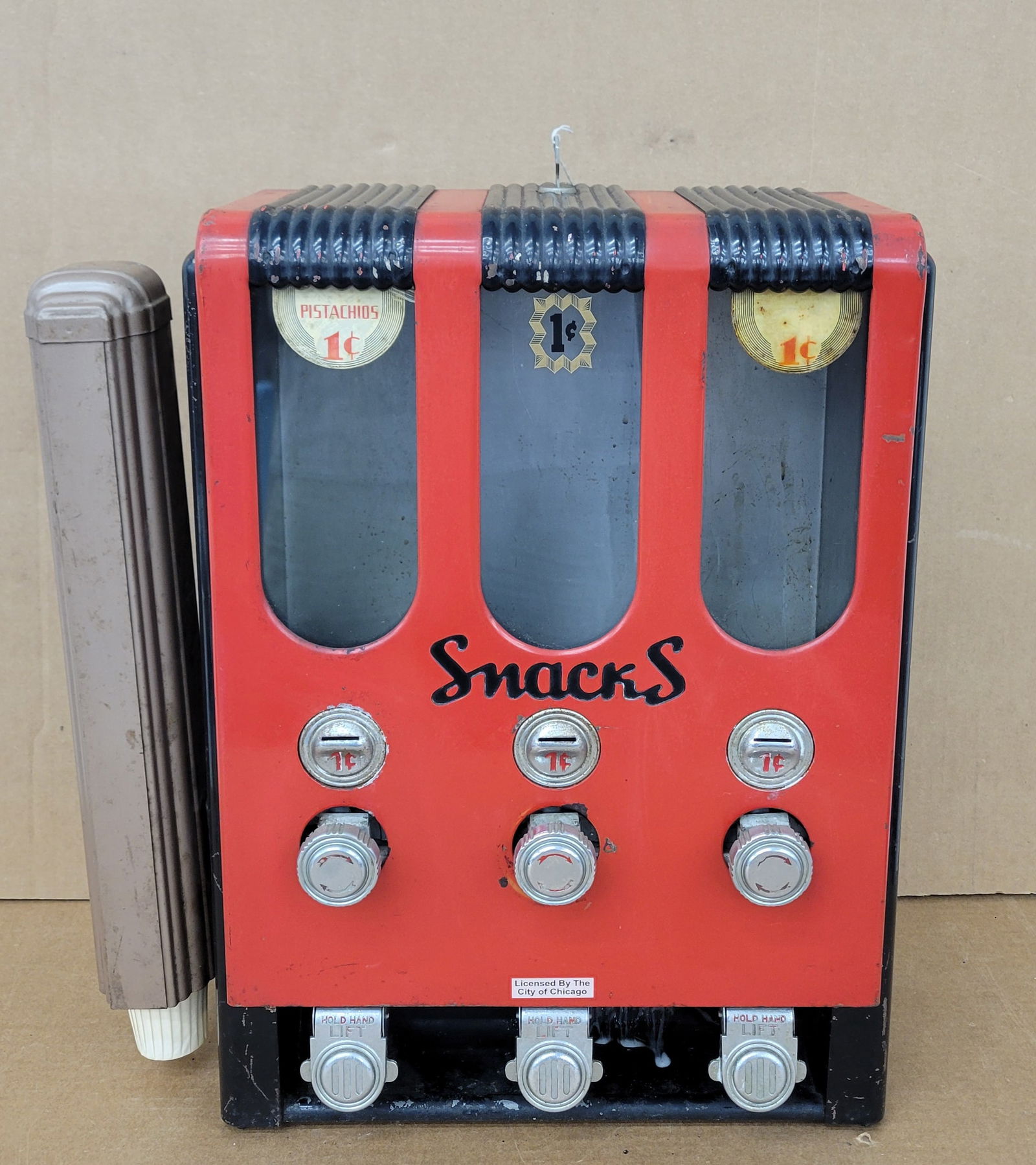 1 cent Trimount Coin Op Machine Snack Vending Machine (1 of 7)