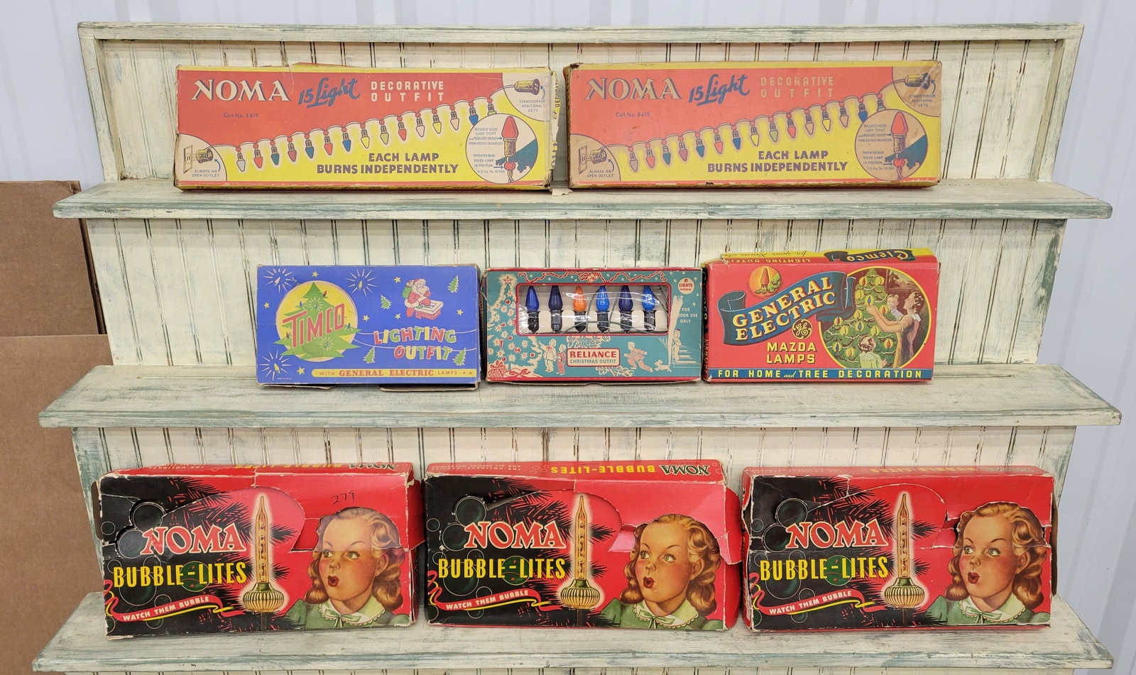 1940's Noma  and Other Vintage Christmas Lights and Christmas light boxes. (1 of 9)