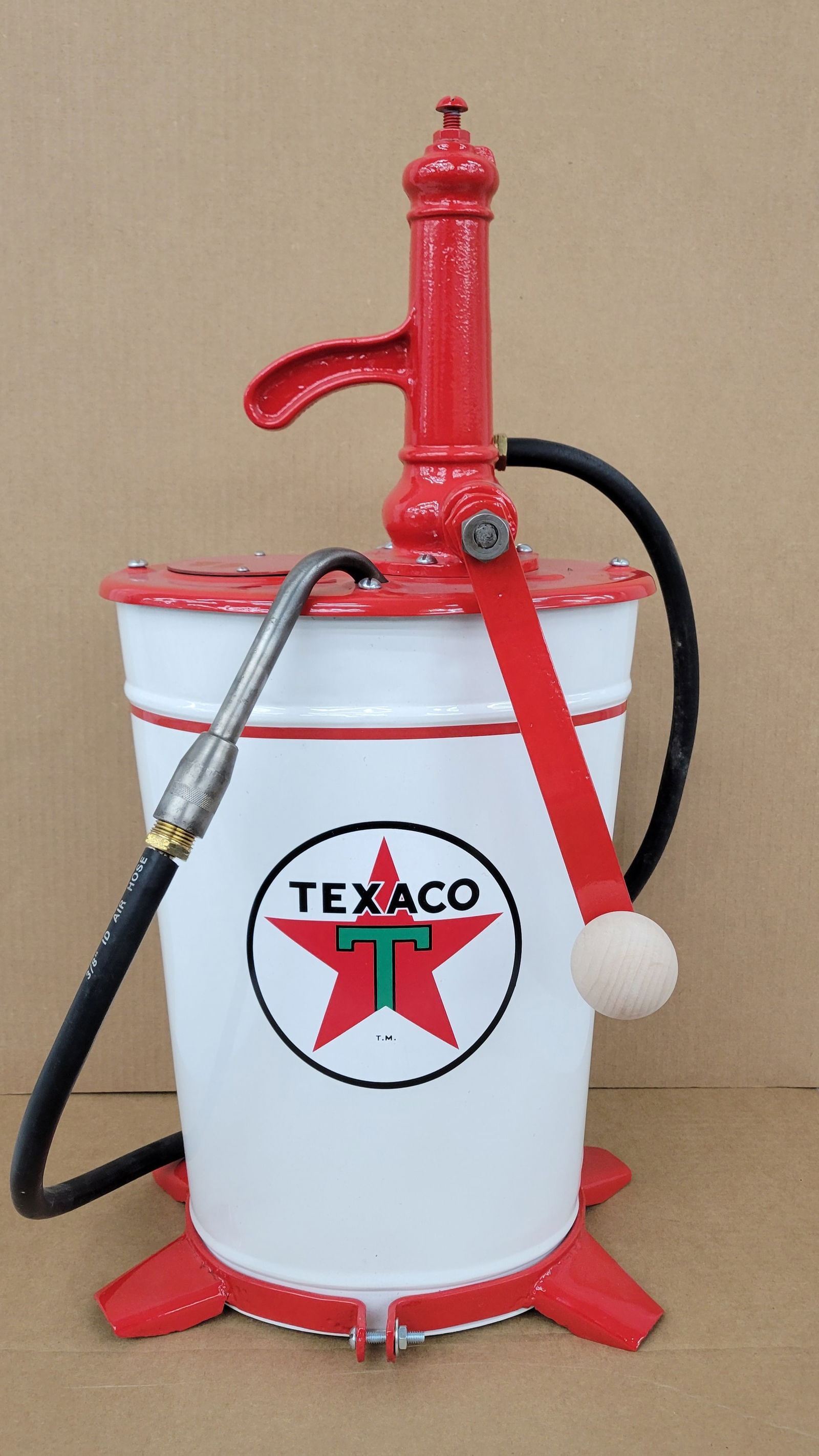 Restored Texaco Service Station Lubester (1 of 3)