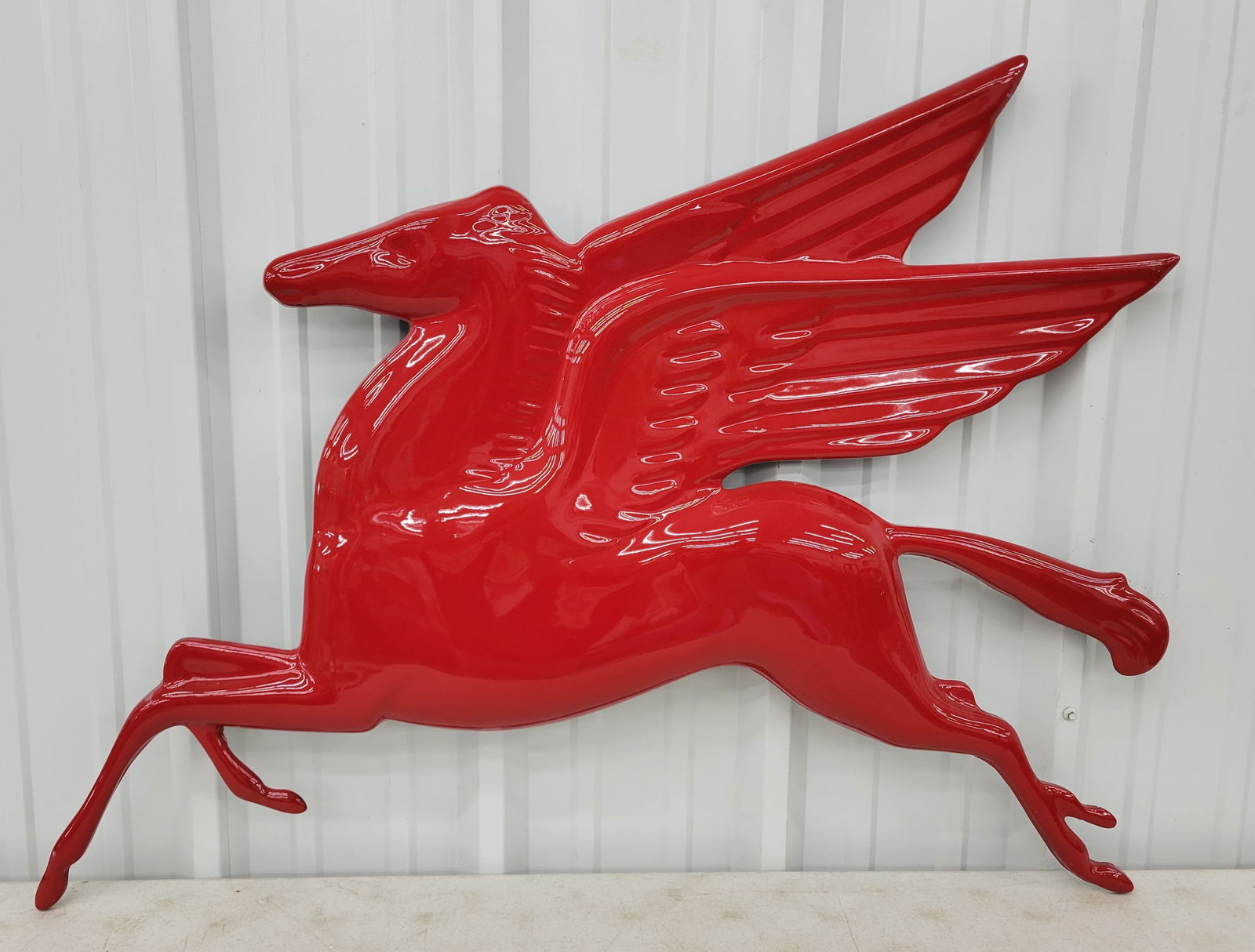 Mobiloil Pegasus Fiberglass Bubble Sign (1 of 2)