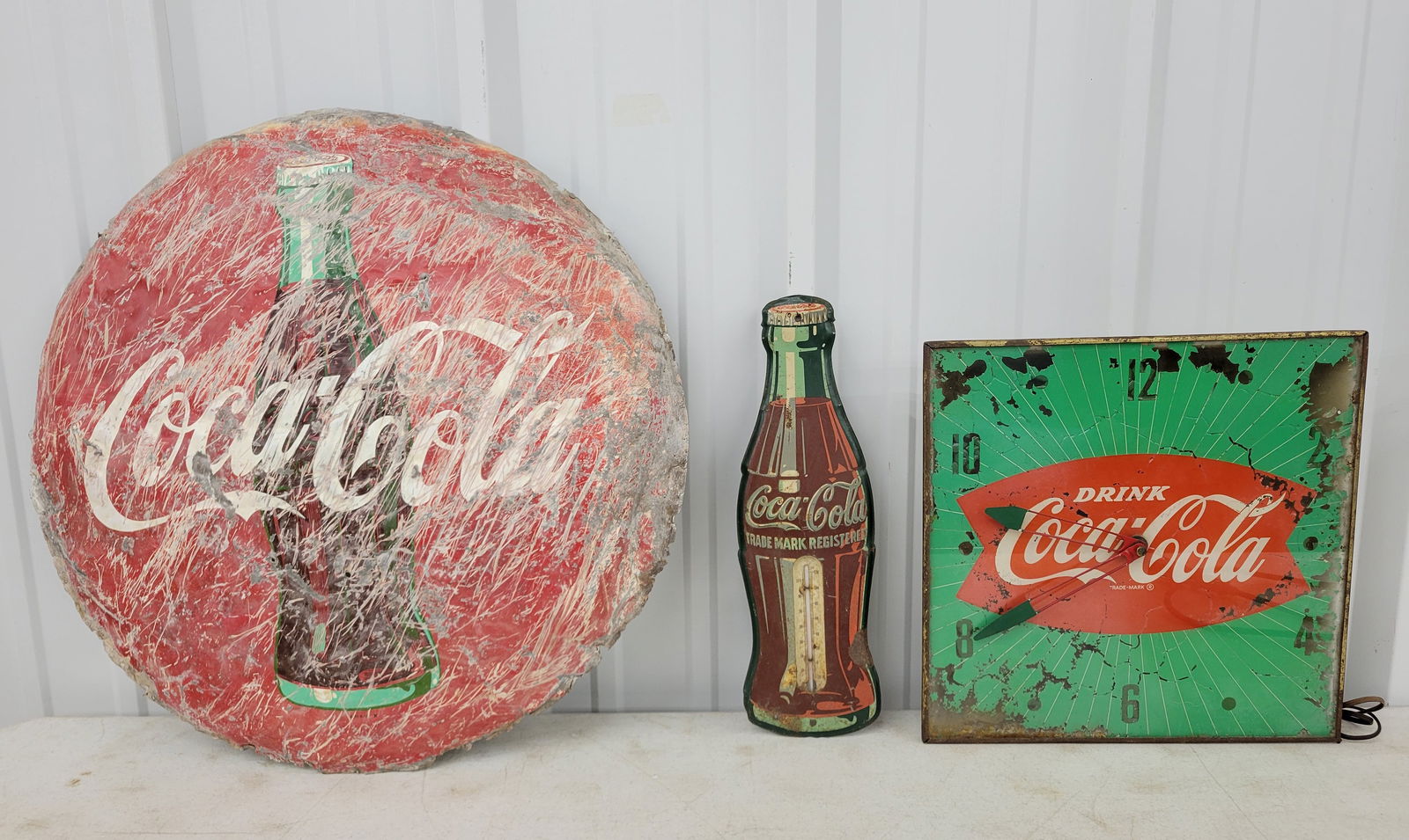 Drink Coca Cola Clock, Bottle Thermometer, and Coke Button (1 of 2)