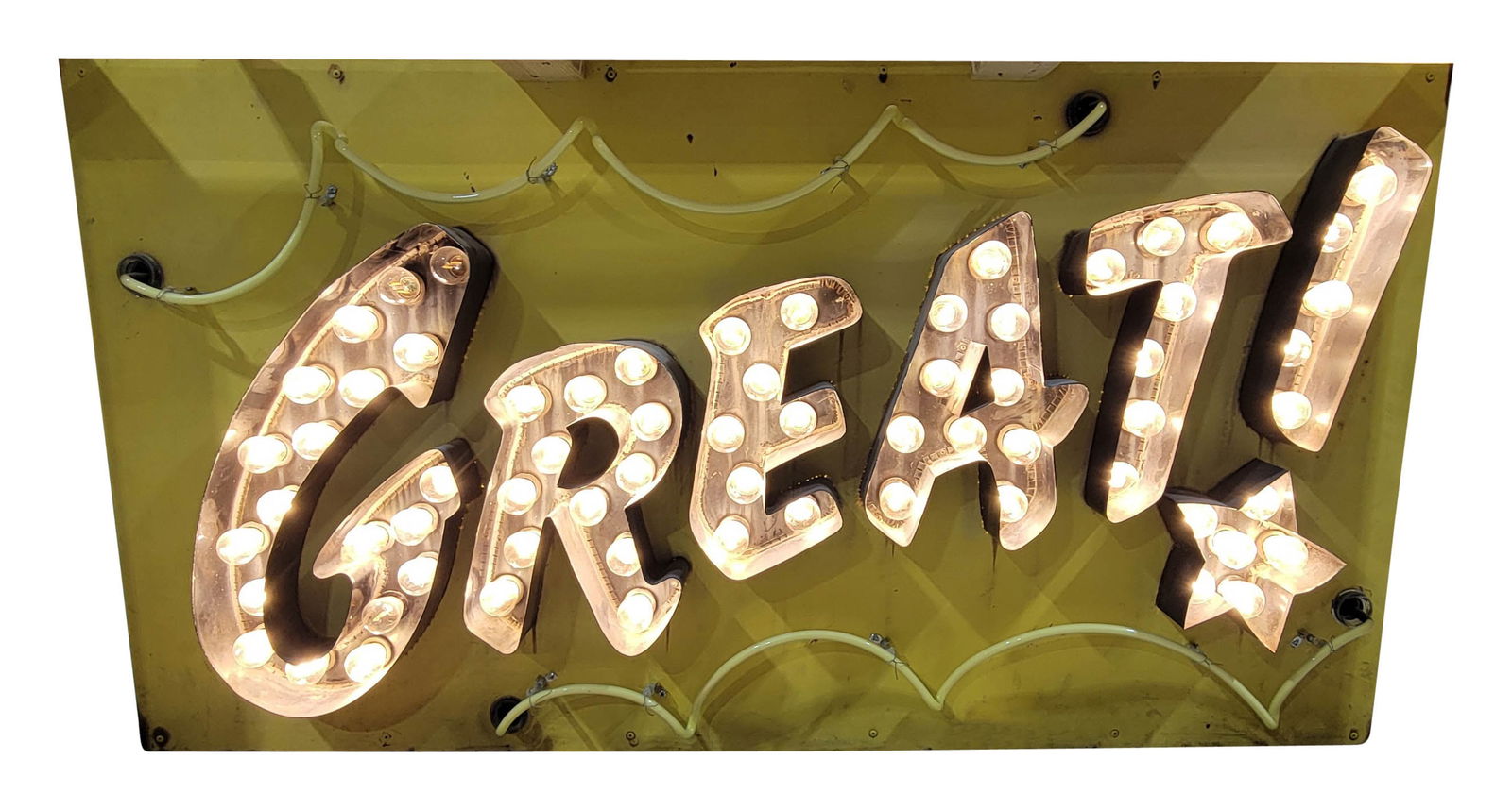 Great! 5.5' SST 3D Letter Neon Sign: 36" x 66" x 9.5", SST sign with 3D bulbed letters and flashing neon surround has good color and shine. The letters are in good condition with lighted stationary bulbs. The outer neon flashes as it sho