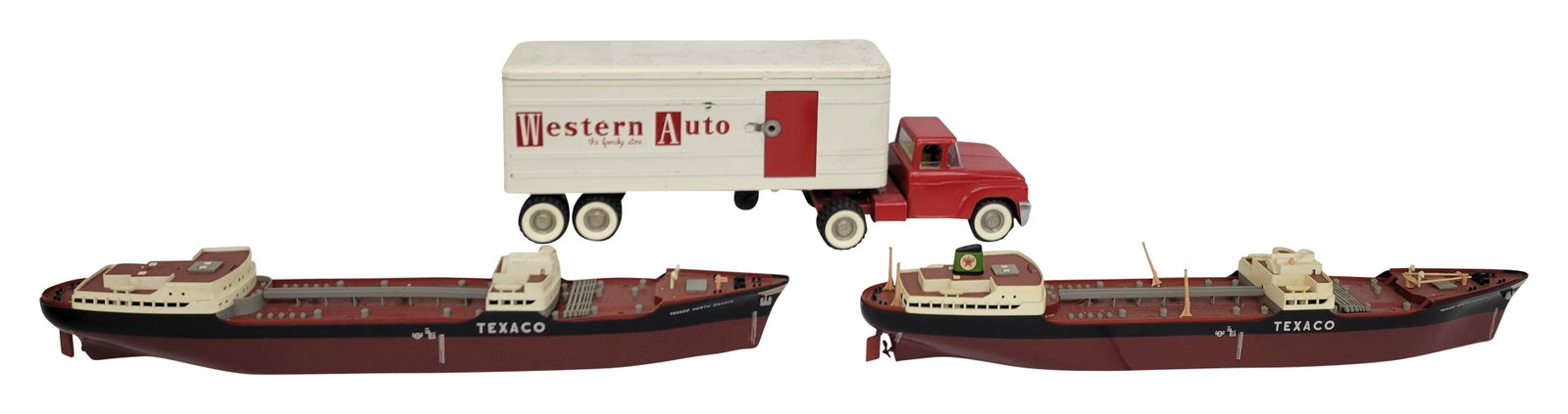 1950's Structo Pressed Steel Western Auto Tractor Trailer and Texaco North Dakota Oil Tanker Toys (1 of 6)