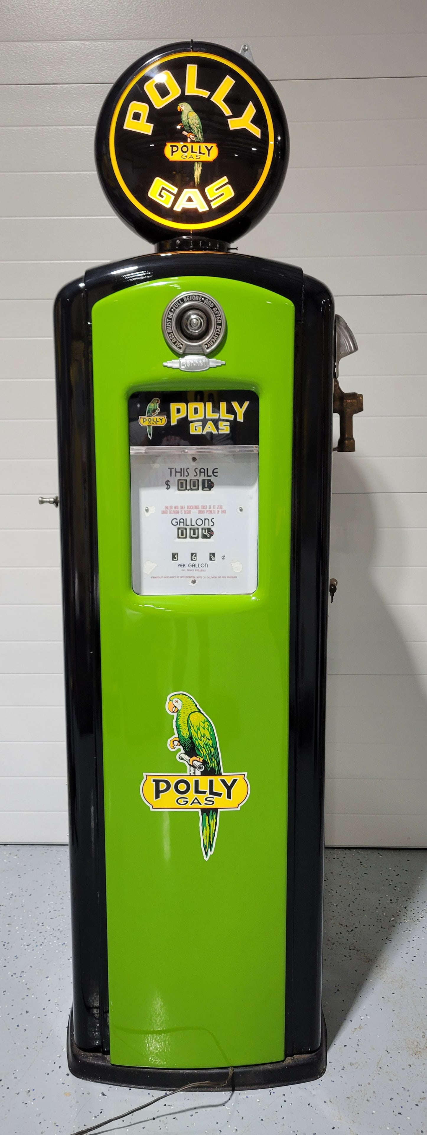 Bennett Model #646 Computing Gas Pump Polly Professionally Restored - 2