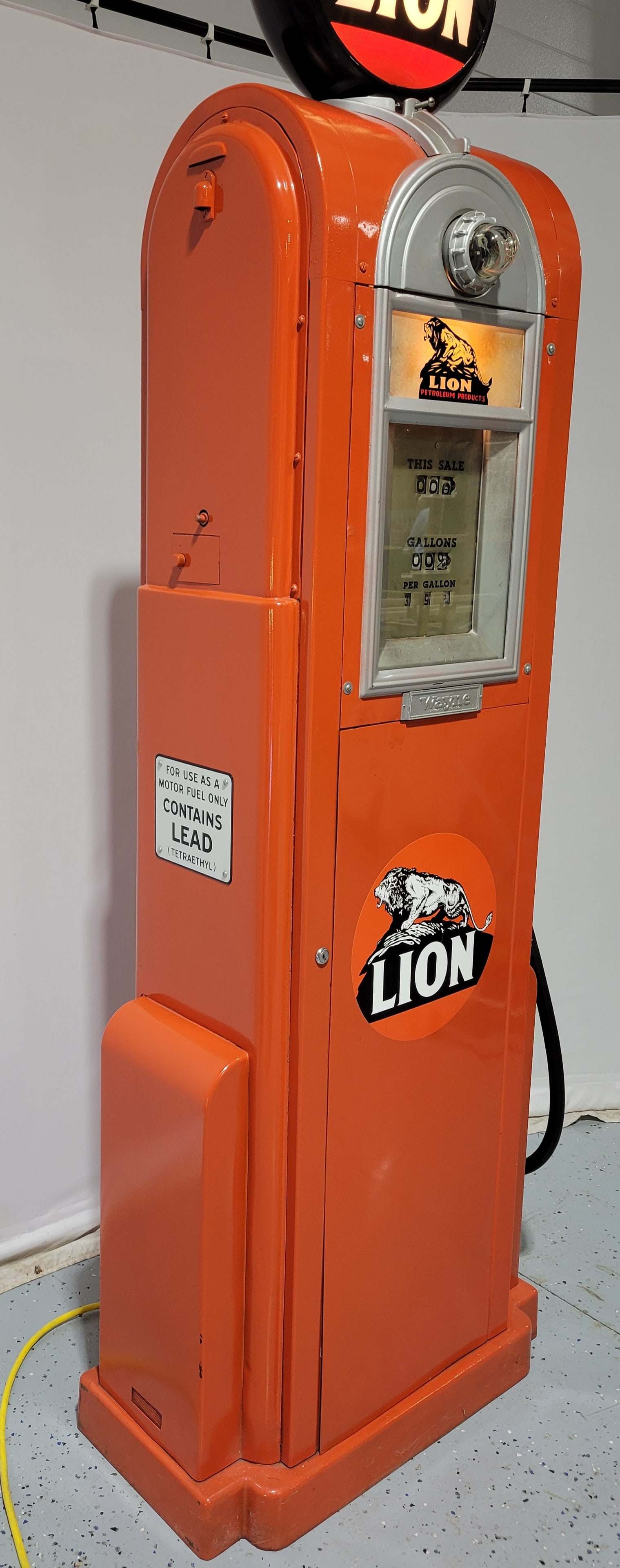 Wayne Model #60 Computing Gas Pump Lion Restored - 3