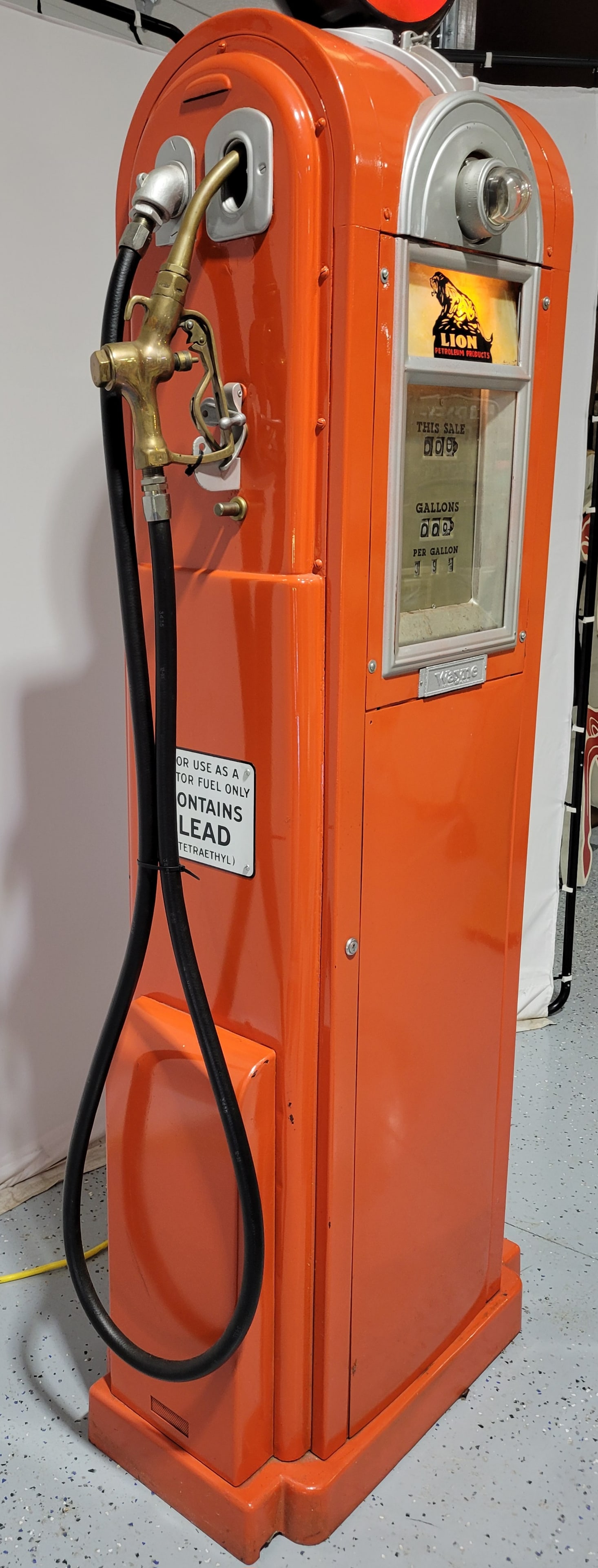 Wayne Model #60 Computing Gas Pump Lion Restored - 4