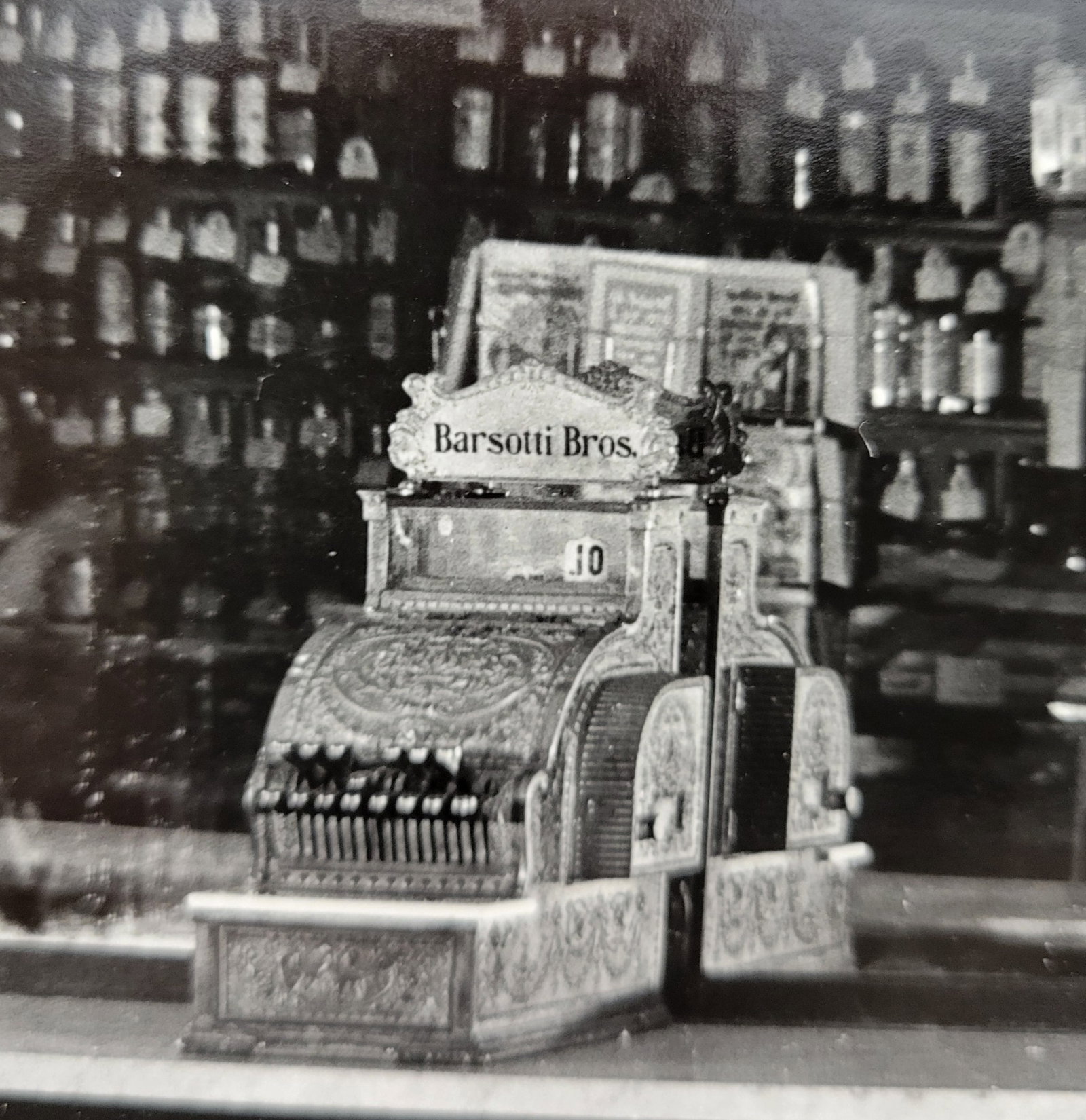 1914 National Cash Register Model 317 - 4