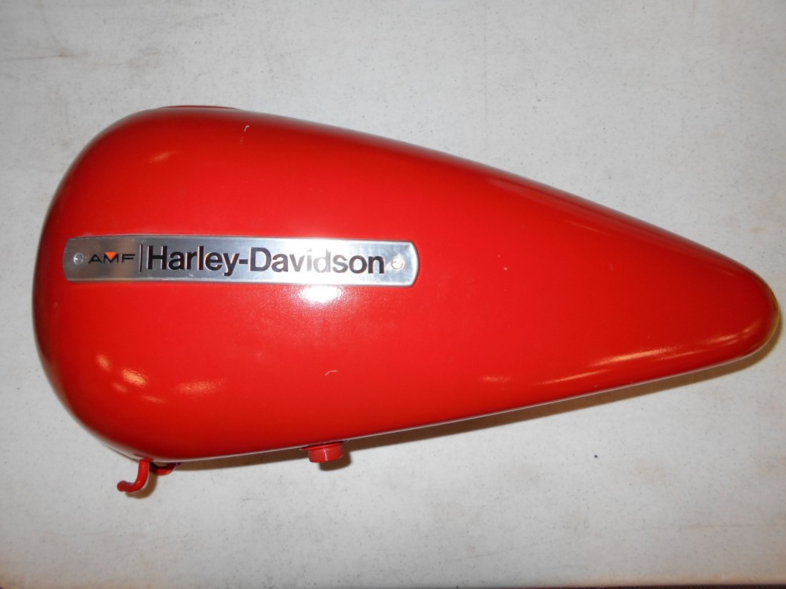 AMF Harley Davidson Gas Tank: New red paint no cap.