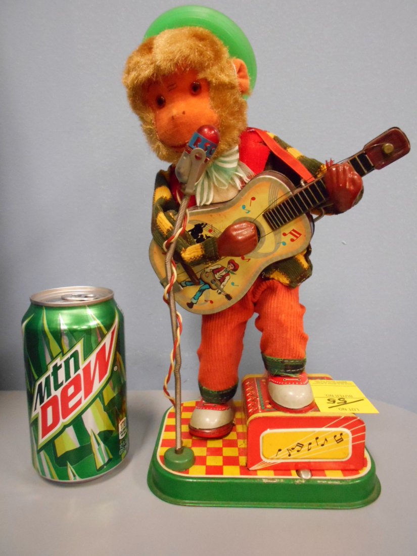 Cragstan Rock n Roll Battery Operated Monkey.: Works great. Great condition