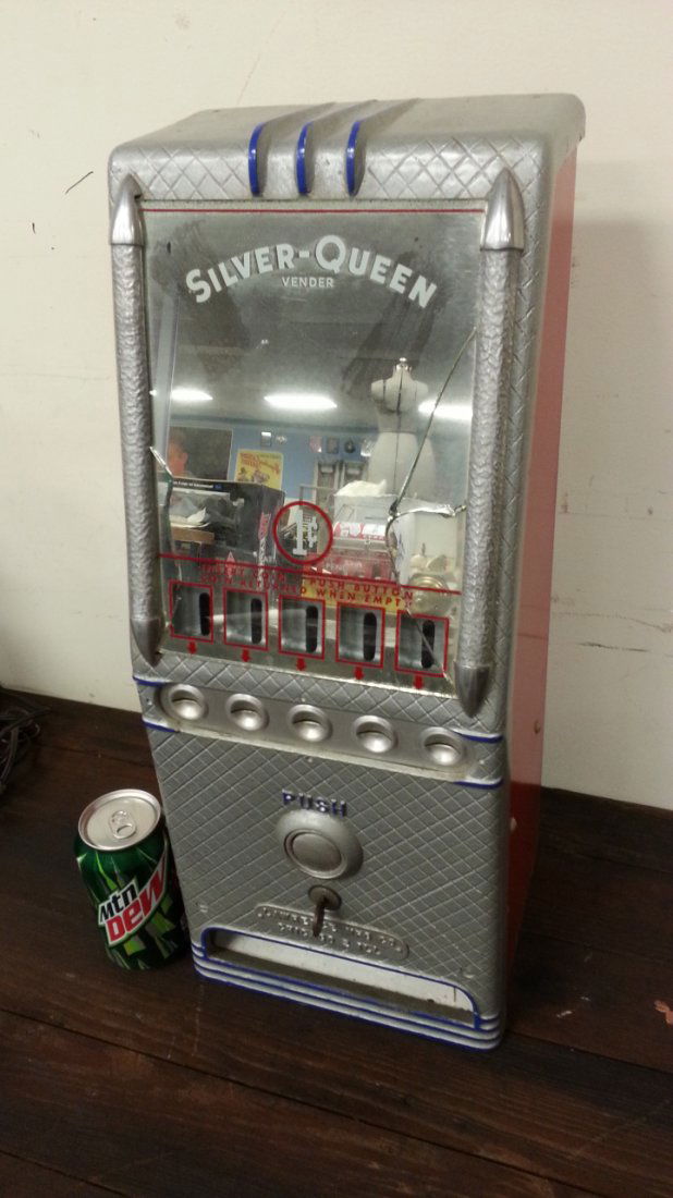 Silver Queen 1 cent coin op vending candy machine (1 of 2)