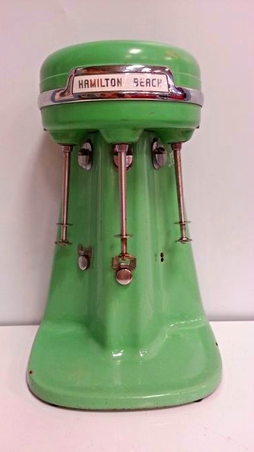Porcelain Hamilton Beach  fountain milkshake machine (1 of 1)