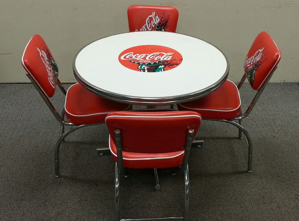 Coca Cola diner set table and chairs.