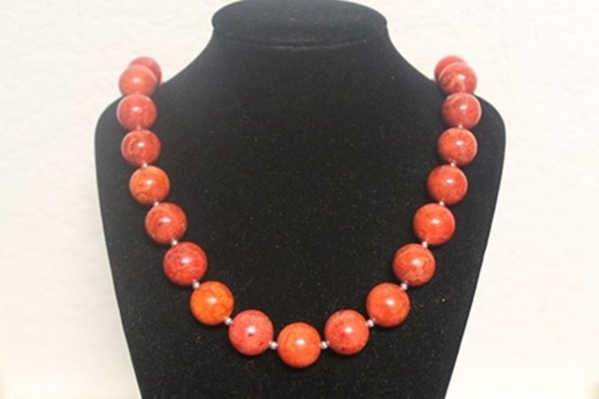 Beautiful Red Coral with SS Balls Necklace (1ZF): Beautiful Red Coral with Sterling Silver Balls Necklace (1ZF)