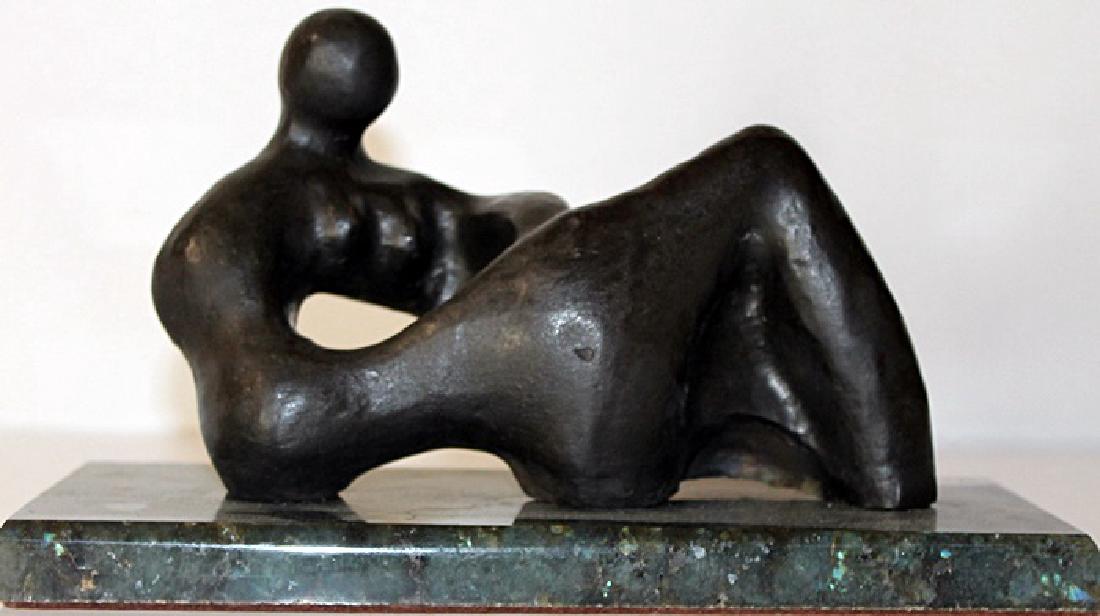 Bronze Sculpture - Henry Moore: Limited Edition, Hand Signed, Bronze Sculpture on a Marble Base, Size Approx. 7" x 5" x 10" in.