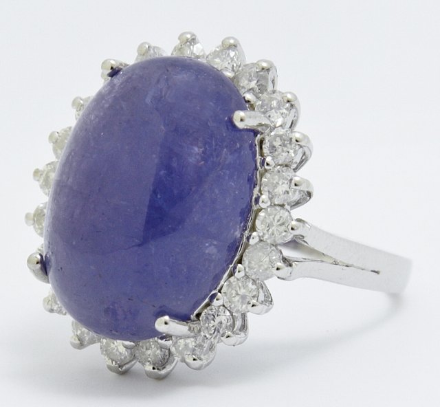 Lady's 14K White Gold Dinner Ring, with an oval (1 of 2)