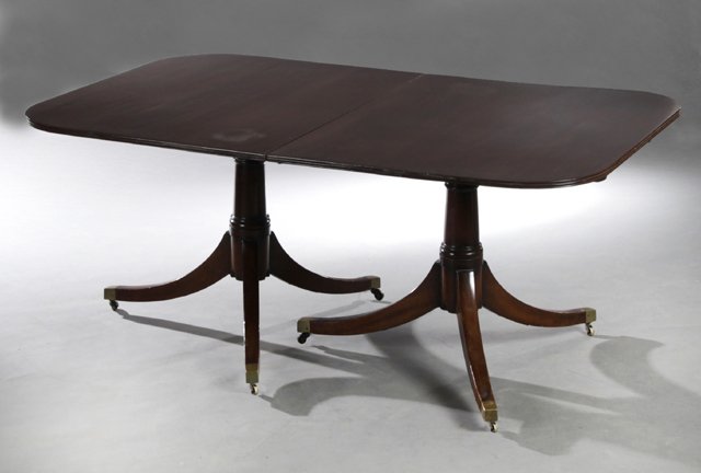 Regency-Style Mahogany Dining Table, the rounded (1 of 2)