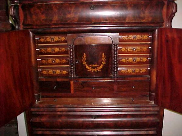 Outstanding mahogany Victoiran desk w/chest - 2