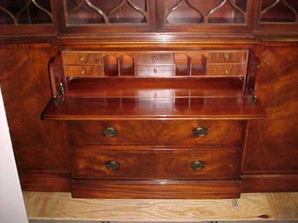 Mahogany 4 door Breakfront bookcase w/desk. - 3