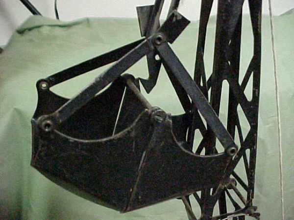 Model Toys Unit crane original conditon. - 4