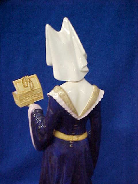 Volkstedt Early Classical German porcelain figurin - 4