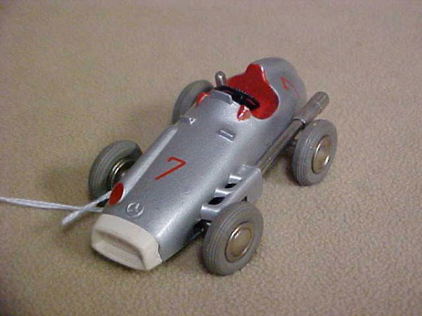 Schuco Micro racer #1043 w/original box.: Schuco Micro racer #1043 w/original box. Near mint condition, wear to box. Measures 4"long x 1-1/2"tall x 2"wide.