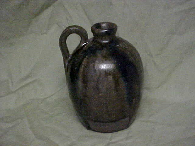 Great Anita Meaders alkaline glaze jug.: Anita Meaders alkaline glaze jug. Great glaze. Mint condition. Measures 6" tall x 4-1/4" wide. Great investment jug, a must in any collection.
