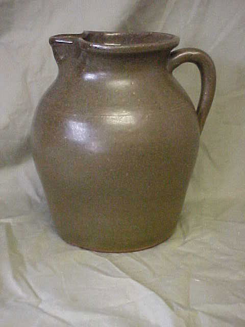 Lanier Meaders alkaline glaze pitcher.: Lanier Meaders alkaline glaze pitcher. Good condition. Measures 9"tall x 7-1/2'wide.