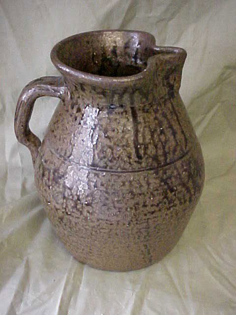Lanier Meaders pitcher large early 1970's: Lanier Meaders pitcher large early 1970's. Great ash glaze, in mint condtion. Measures 9"tall x 8"wide.